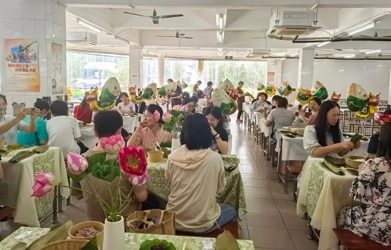 久久久www成人免费无遮挡大片