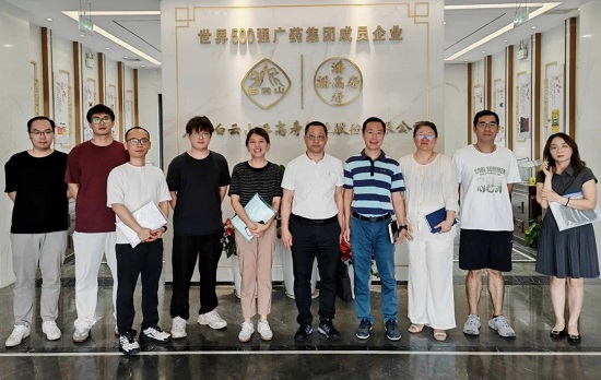 久久久www成人免费无遮挡大片