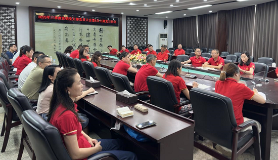 久久久www成人免费无遮挡大片