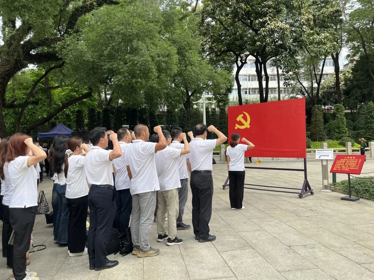 久久久www成人免费无遮挡大片